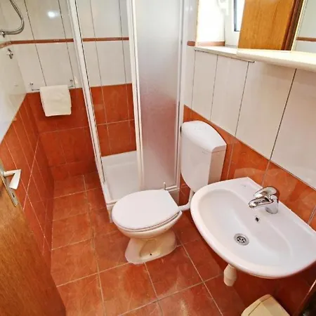 Relax - 50 M From Sea Apartman *